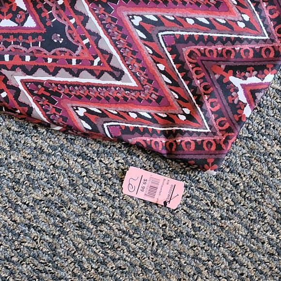 Christopher & Banks Bright Geometric Spandex Stretch Plus Size Skirt Size 2X - Picture 8 of 8